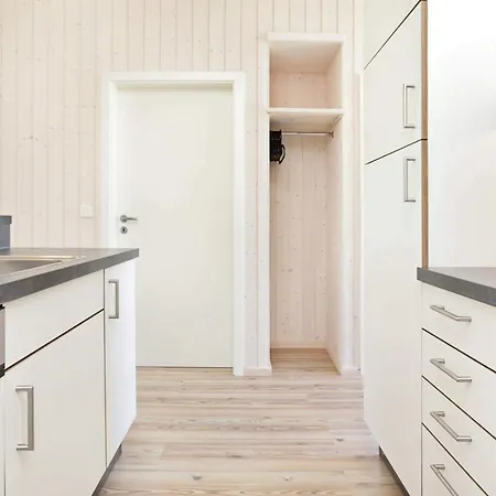 Pretty With Indoor Sauna בית נופש Großenbrode